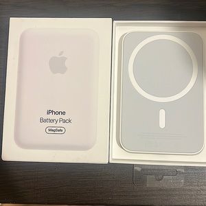 Brand New In Box Apple MagSafe Battery Pack. Free shipping!  I have 2 for sale!